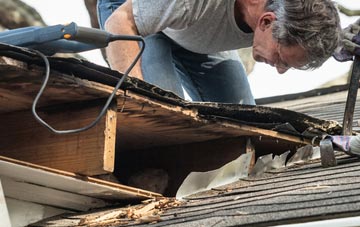 common causes of Pipsden fascia damage